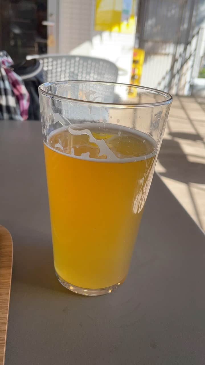 森田繁のインスタグラム：「美味いビールは昼の飲み物」