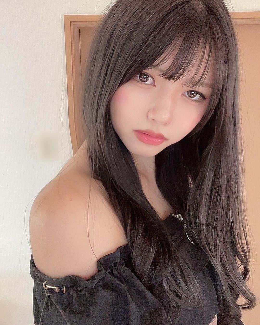 月愛きららさんのインスタグラム写真 - (月愛きららInstagram)「撮る場所なくて生活感🤪🖤  #일본여자 #여고생 #03 #jk #fabulous #🦋」10月23日 8時09分 - kiraten___