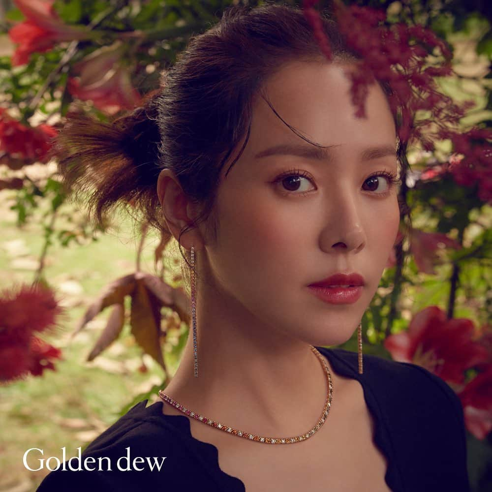 ハン・ジミンさんのインスタグラム写真 - (ハン・ジミンInstagram)「. Goldendew 2021 Giverny collection 🥀💎🍁 . #골든듀 #goldendew #💜 #💍」10月23日 11時00分 - roma.emo