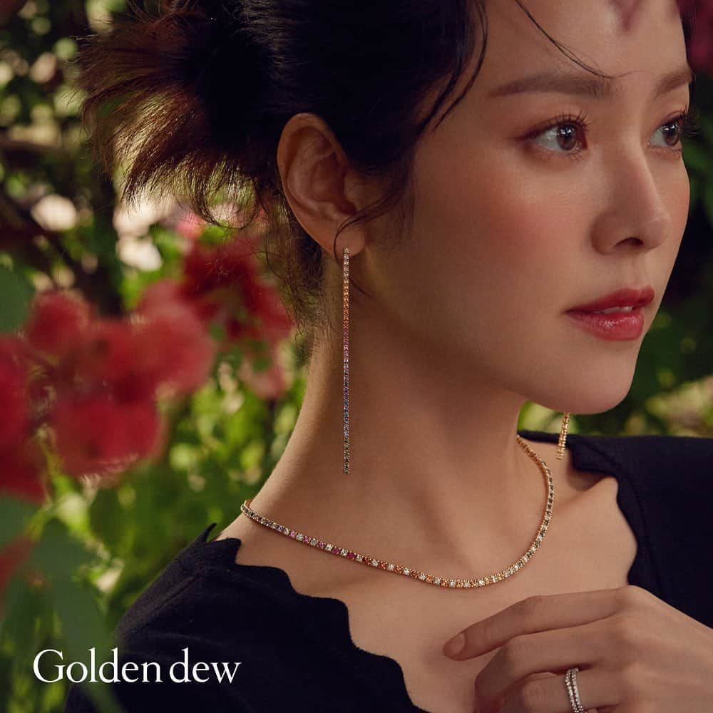 ハン・ジミンさんのインスタグラム写真 - (ハン・ジミンInstagram)「. Goldendew 2021 Giverny collection 🥀💎🍁 . #골든듀 #goldendew #💜 #💍」10月23日 11時00分 - roma.emo