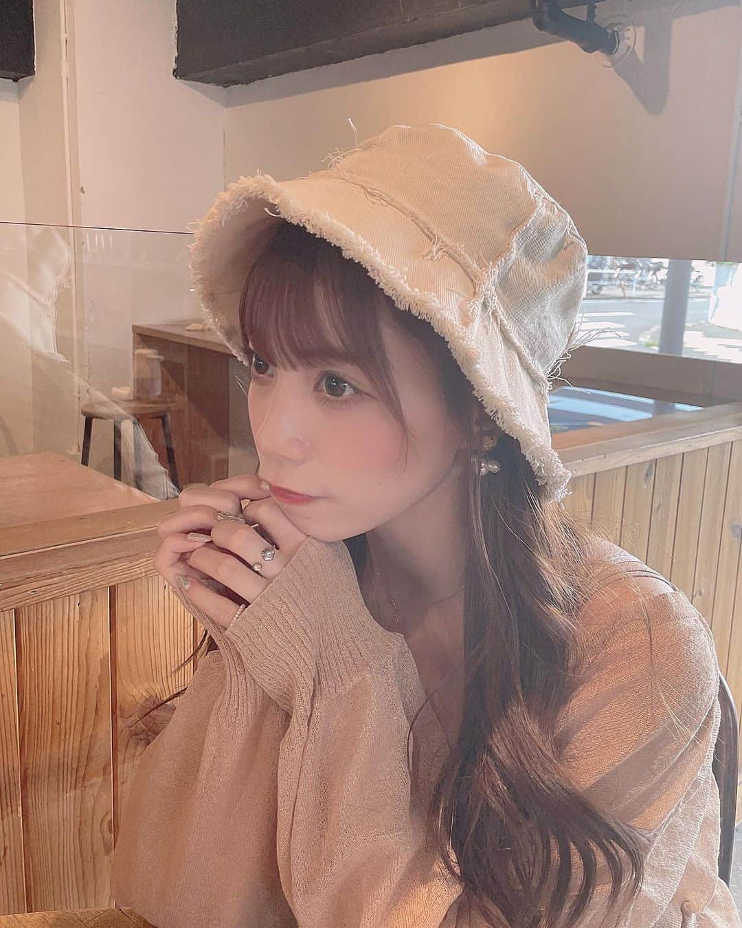 宇佐美幸乃のインスタグラム：「めちゃめちゃ美味しいコーヒーゼリー☕️ コーヒーゼリー好きなんだけどおすすめありますか？  #タスヤード　#tasyard #cafe #café #cafelife #coffee #coffeejelly #カフェ　#コーヒーゼリー　#idol #アイドル　#私服　#codenate #instagood #instlike #instafashion #fff #followｍe #japanesegirl #japan」