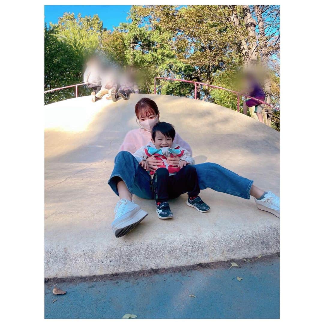 辻希美さんのインスタグラム写真 - (辻希美Instagram)「今日は公園へ😄💕  寒過ぎたから身体温めたくて必死に遊んだ💪笑笑。」10月23日 18時41分 - tsujinozomi_official