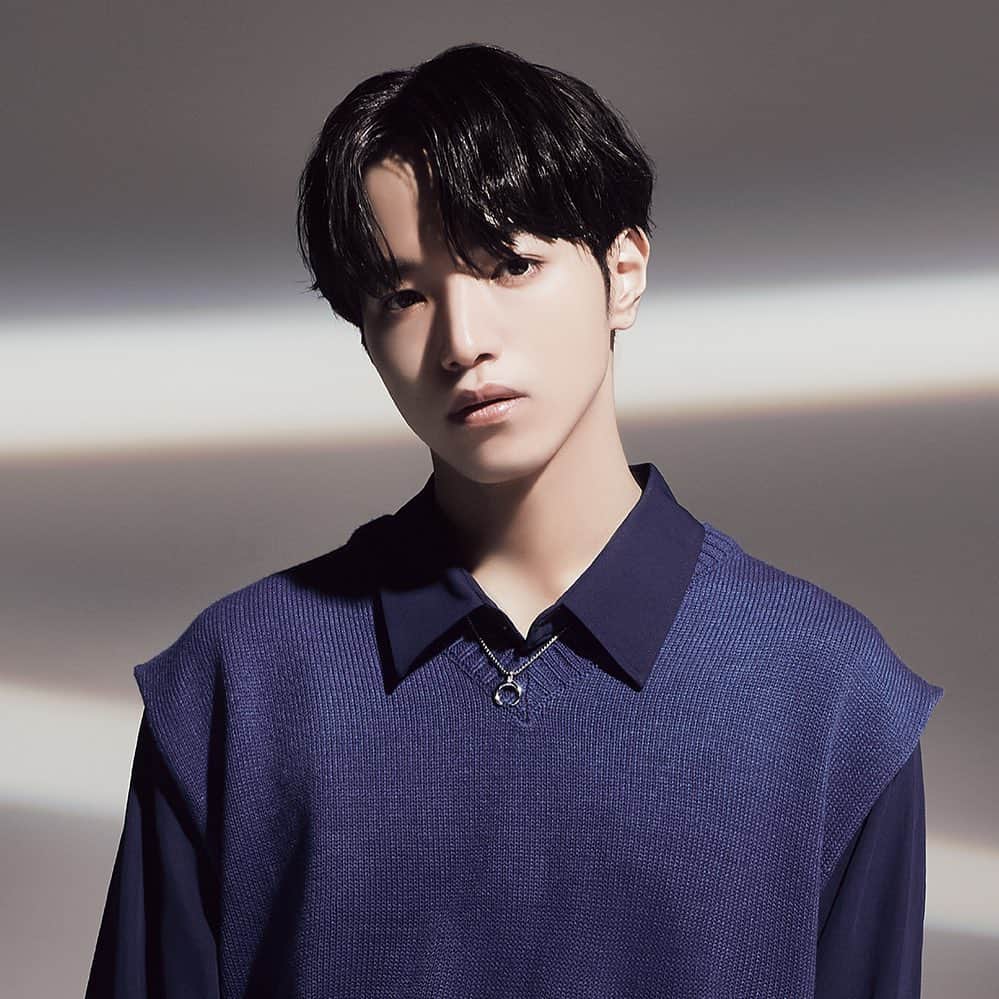 のインスタグラム：「JO1 5TH SINGLE "WANDERING" 2021.12.15 RELEASE  ARTIST PHOTO #大平祥生   #JO1 #WANDERING  #僕らの季節 #Prologue」