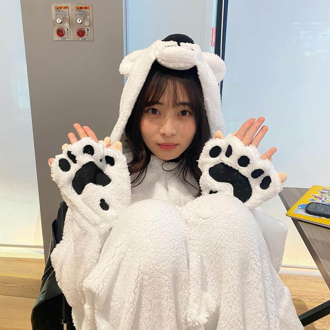 のインスタグラム：「シンデレラフェスで着ぐるみ着ました😂ハロウィンはなんの仮装して欲しいですか！」