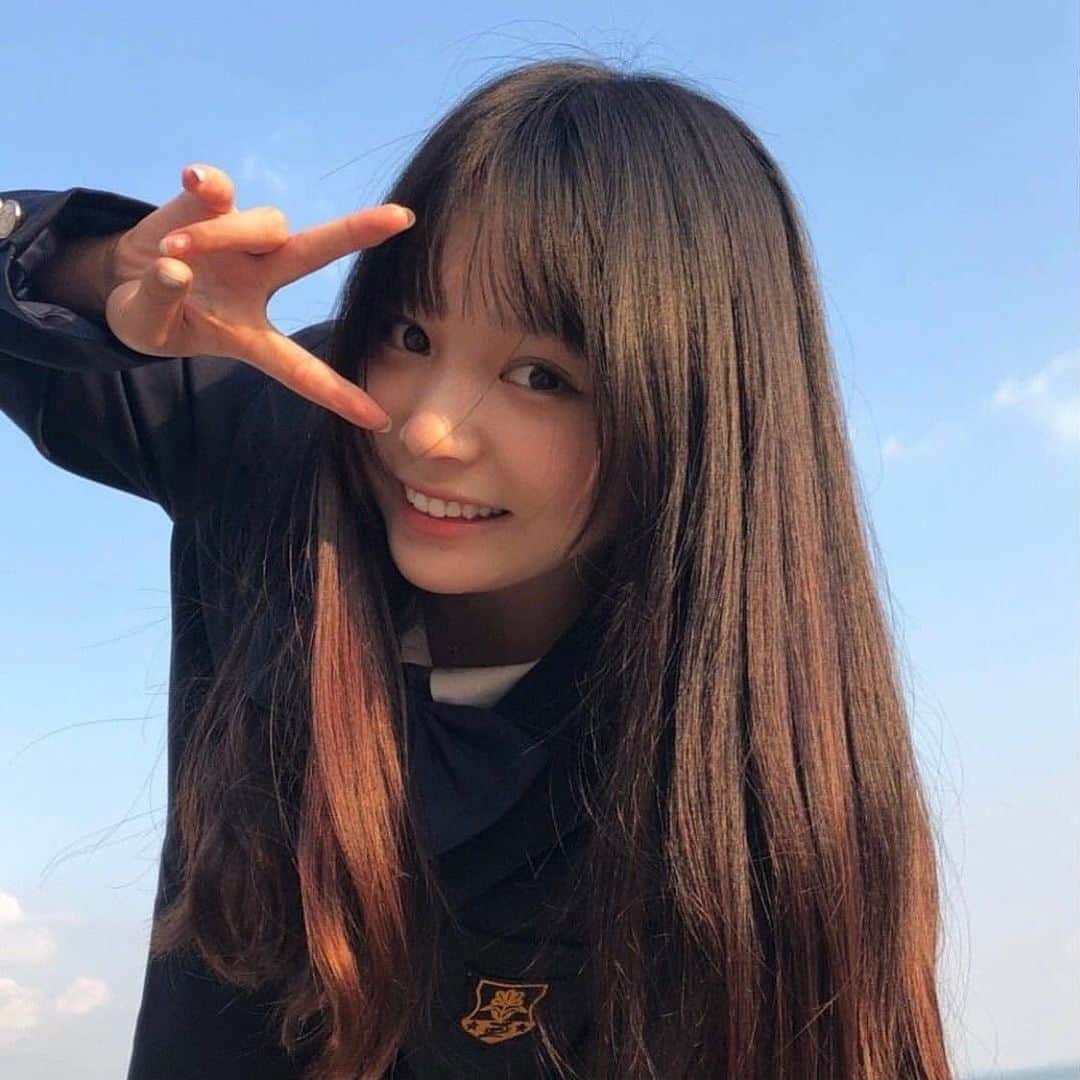 星來のインスタグラム：「スマイル美人 素敵すぎる。 #スマイル #笑顔 #美人 #青空 #peace #可愛い #いいね返し #インスタ映え #instagood #instalike #f4f #l4l #likeforlikes #likeforfollow #いいねした人全員フォローする #お洒落さんと繋がりたい #美男美女と繋がりたい」