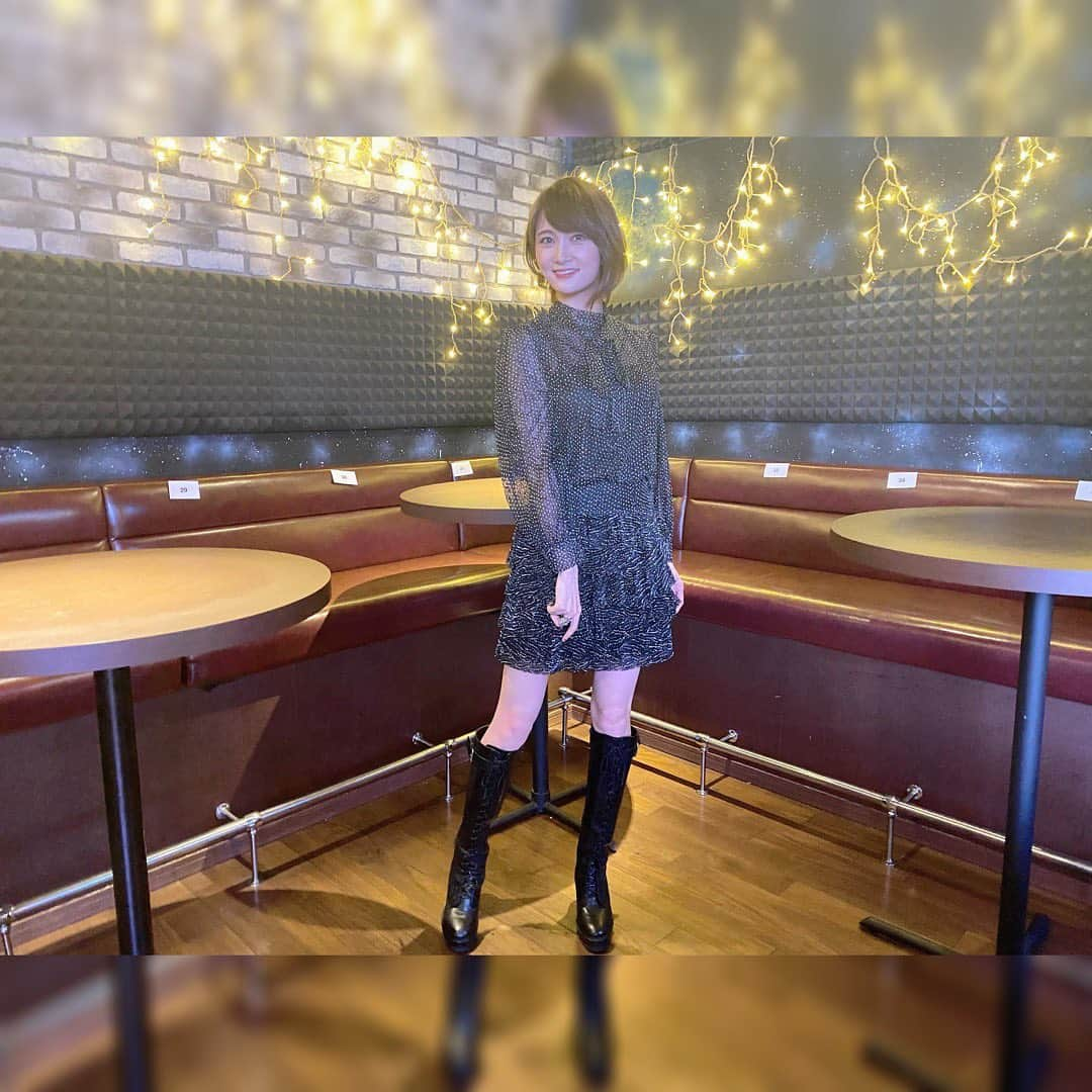 AYASAさんのインスタグラム写真 - (AYASAInstagram)「👗 #Aya誕祭 では一部二部でお洋服変えておりました🎶 どっちもめちゃくちゃお気に入り❤︎ …からのチャイナお団子🐼 最後のお写真はイベント中にスタッフさんに撮ってもろてたやつ🤣 ・ ・ #バヨリン弾きの衣装 #dzzit」10月23日 21時47分 - ayasa_doya