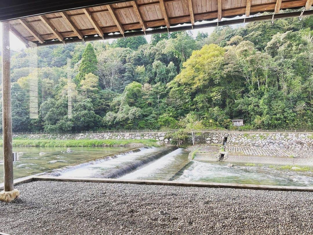 三浦瑠麗さんのインスタグラム写真 - (三浦瑠麗Instagram)「湯上がり。マイ作務衣をもってくる気合の入れよう。」10月24日 8時44分 - lullymiura