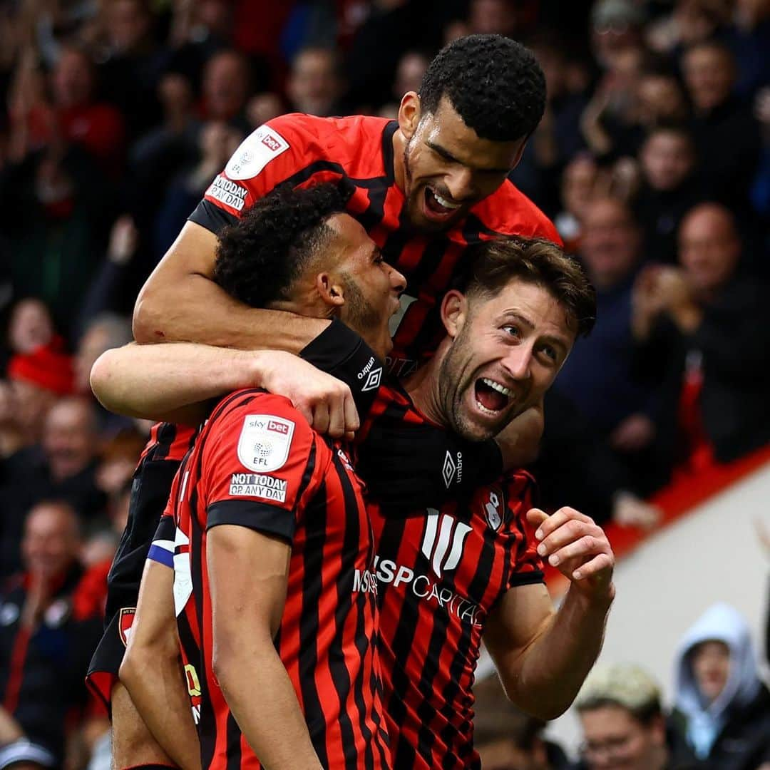 ガリー・ケーヒルさんのインスタグラム写真 - (ガリー・ケーヒルInstagram)「Thats it, thats the one 📸  Great afternoons work with another big performance all round. Well done @solanke & @lloydkelly_ with the goals👏  We keep building @officialafcb 🍒💪 #afcb」10月24日 2時47分 - garyjcahill