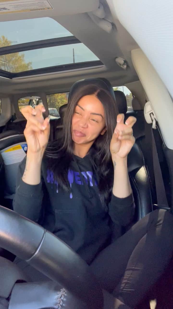 Brittany Rennerのインスタグラム：「Call Me Crazy」