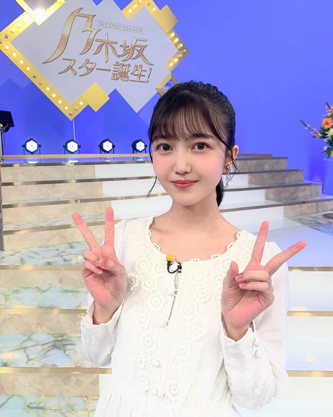 久保史緒里ファンアカウントのインスタグラム：「やっぱり久保史緒里さんといえば綺麗な歌声 #乃木坂46 #久保史緒里 #久保ちゃん #毎日久保史緒里 #久保ちゃん白すぎ可愛すぎ  #久保史緒里さんしか #毎日がkuboshioriday  #乃木坂スター誕生」