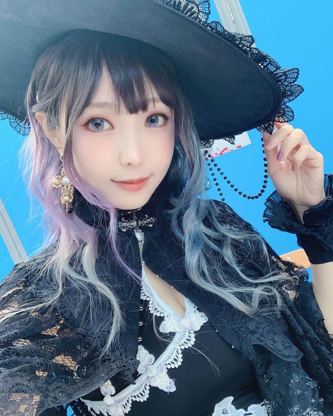 Elyさんのインスタグラム写真 - (ElyInstagram)「今日の魔女💜」10月24日 16時22分 - eeelyeee