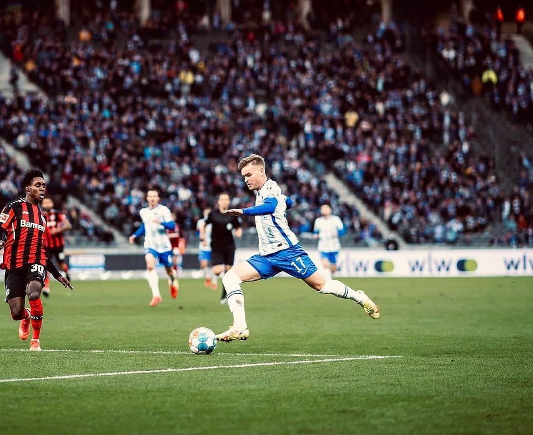 マキシミリアン・ミッテルシュタットのインスタグラム：「Good team performance. Still disappointed with the result. We continue!🙏🏼💙」