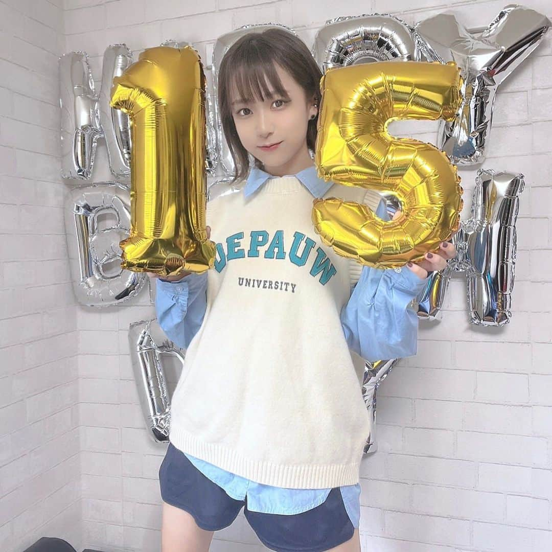 佐藤ひなたさんのインスタグラム写真 - (佐藤ひなたInstagram)「・ ・ ♡15歳になりました♡  14歳は...   モデルやドラマやCM等出演させて頂いて、TikTokも始めて 13歳より充実した１年でした！  応援してくれたみなさん 本当に感謝しています( ˃ ⌑ ˂ഃ ) ありがとーーー♡  15歳は...  14歳より たくさん活躍出来て、 より充実した1年になるように頑張りますっ！💪🏻( ¨̮ 💪🏻)  15歳のひなのことも応援してね！ ｵﾈｶﾞｲｼﾏｽ┏(I：)ﾍﾟｺｯ  ♡  #生誕 #佐藤ひなた生誕  #15歳 #抱負 #感謝 #佐藤ひなた #スターダストプロモーション #ひな #06 #ひなdays」11月8日 7時05分 - hinata_sato_official