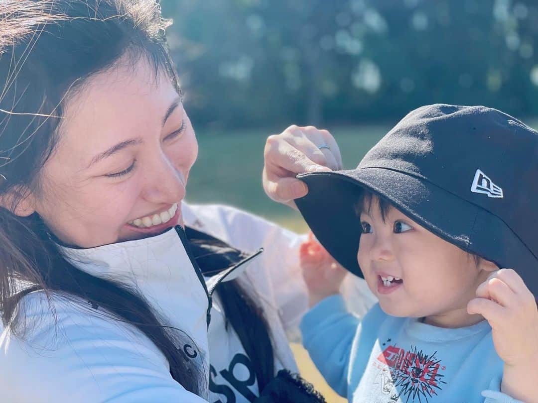 福島慶子のインスタグラム：「息子の笑顔を見るのが幸せ❤️ 何気ない毎日に幸せを感じる❤️ #子育て#男の子ママ #育児#公園#1歳 #福岡ママ#子育て記録」
