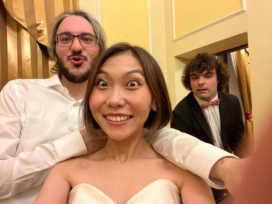 小林愛実さんのインスタグラム写真 - (小林愛実Instagram)「Grateful to have had dearest friends with me during this journey♥️♥️♥️♥️♥️   #chopincompetition2021   @ericlupianist @seongjinchoofficial @tonyyikeyang @kaimin_chang @kyoheisorita @lea.armellini @alexander.gadjiev @anachronic.mgg @kkuszlik @keigoop.32 @jj.bui @bruceliupiano @chopininstitute」10月25日 2時42分 - aimi923