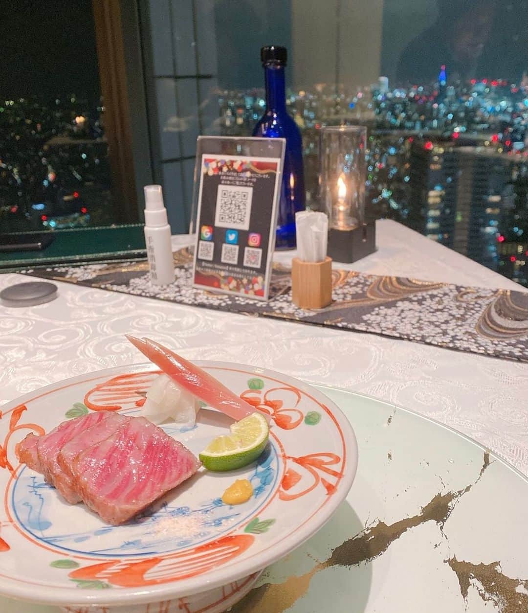 小松崎真理さんのインスタグラム写真 - (小松崎真理Instagram)「おいしかった😋🍽 ・ ・ ・ ・ #コース料理#グルメ#グルメ女子#ご飯#ディナー#和食#和食ごはん#ごはん記録#夜景」10月24日 18時43分 - xs2.mari.s2x