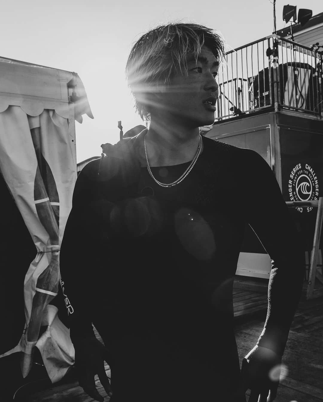 五十嵐カノアのインスタグラム：「That was a fun week of competing for an =3rd! In my opinion the Quiksilver Pro France is one of the hardest events, that’s why I wanted to use it as a week of training and test myself against what will be the rookies on tour next year. Hats off to @connoroleary for an amazing event and to @luccamesinas , @edgroggia , I hope the best of luck for you guys in Haleiwa! Back to training now 🥷 @expensive.bs」