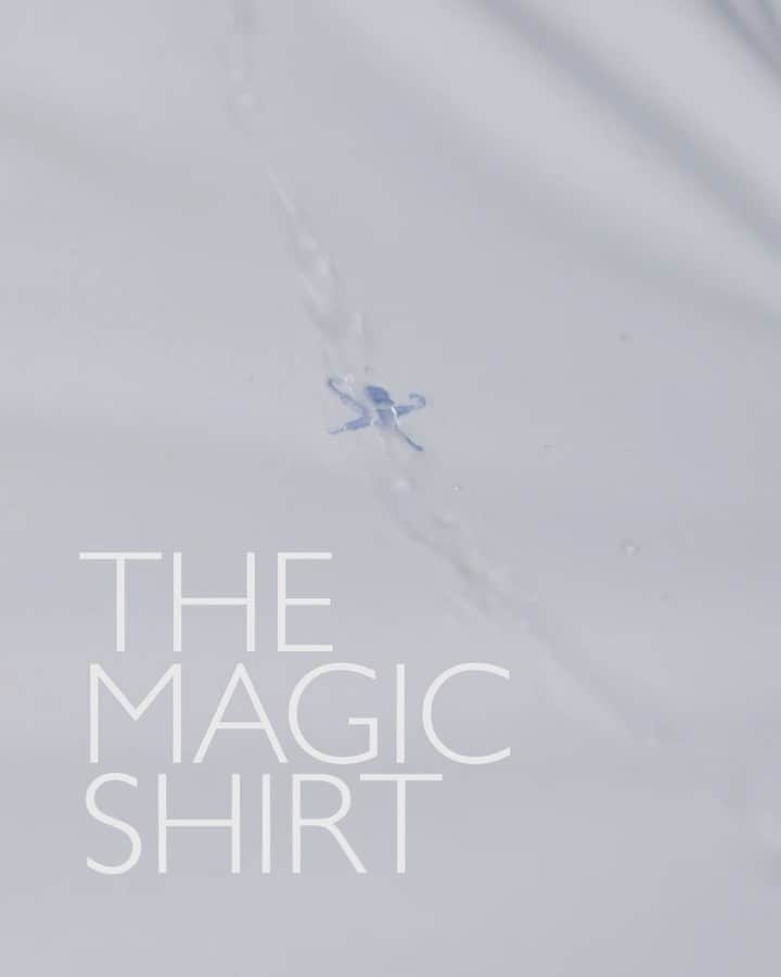 ハケットのインスタグラム：「Our Magic Shirt is a breathable performance piece that shows no perspiration marks. The perfect companion for the modern man on the go #HowToHackett」