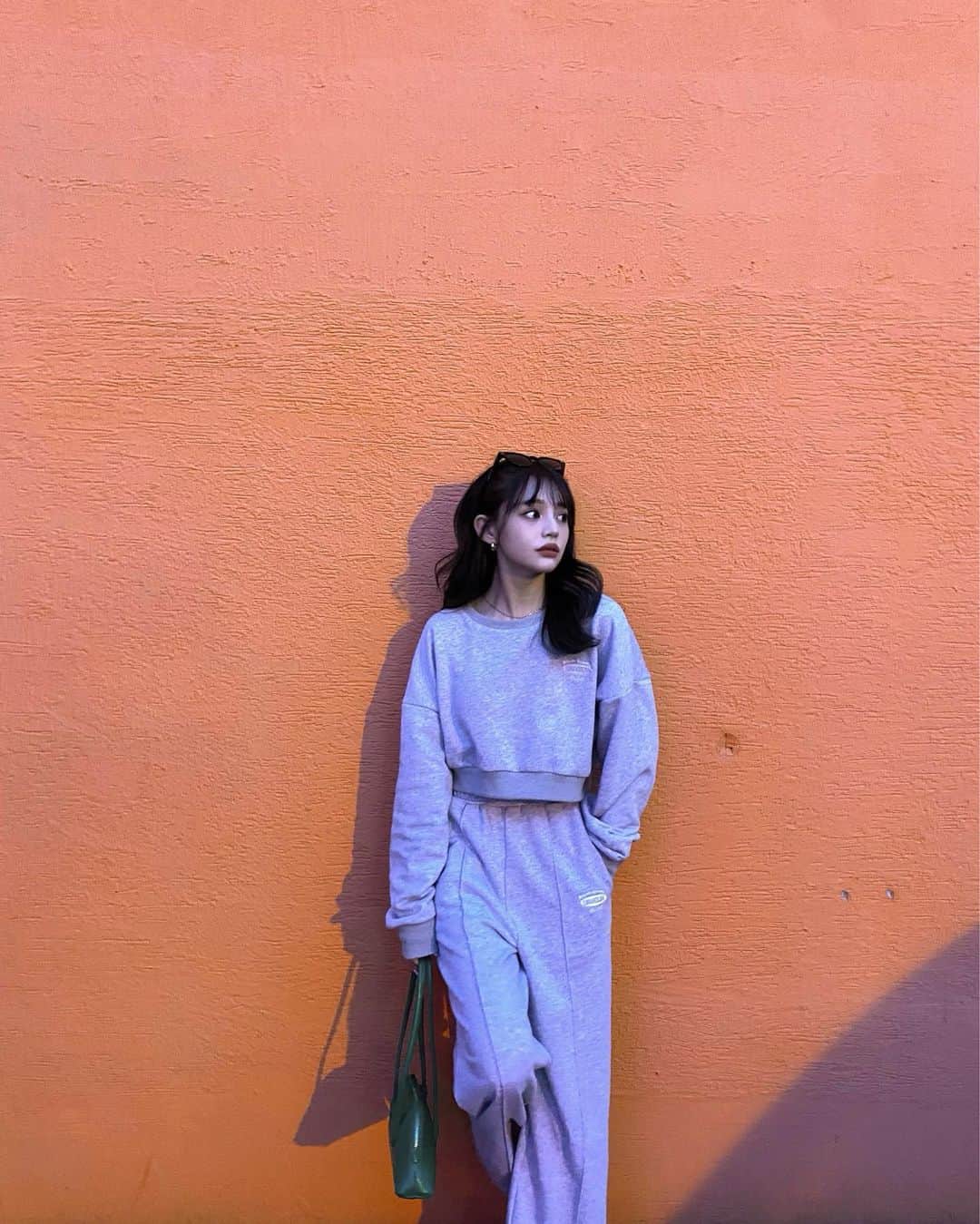 吉木千沙都（ちぃぽぽ）さんのインスタグラム写真 - (吉木千沙都（ちぃぽぽ）Instagram)「大好きなスウェットを着れる季節がやってきた🌪🌪🌪 結局らくちんでスタイルよく見えるお洋服が最強よね😉 #ぽぽのふく」10月25日 21時08分 - popochan318