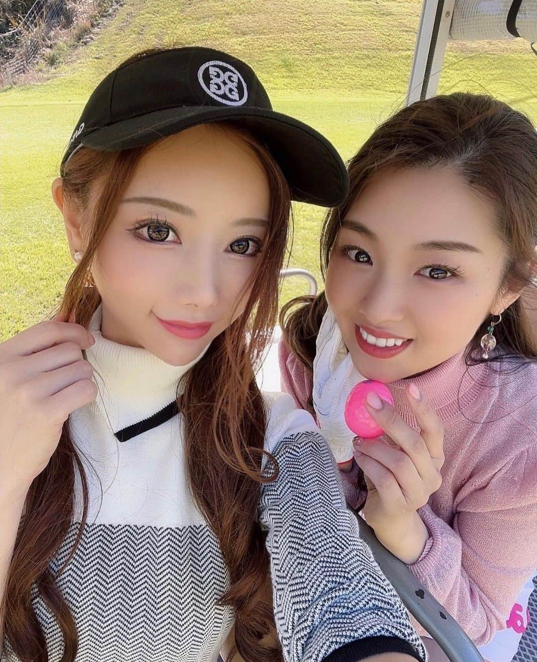 小松崎真理さんのインスタグラム写真 - (小松崎真理Instagram)「golf⛳️ 楽しかったぁ☺️ もっと練習しないと🥺😂 ・ ・ ・ ・ #ゴルフ#ゴルフ女子#ゴルフウェア#ゴルフコーデ#デサント#デサントゴルフ#ゴルフ女子コーデ#ゴルフ初心者#golf#golfwear」10月25日 19時11分 - xs2.mari.s2x