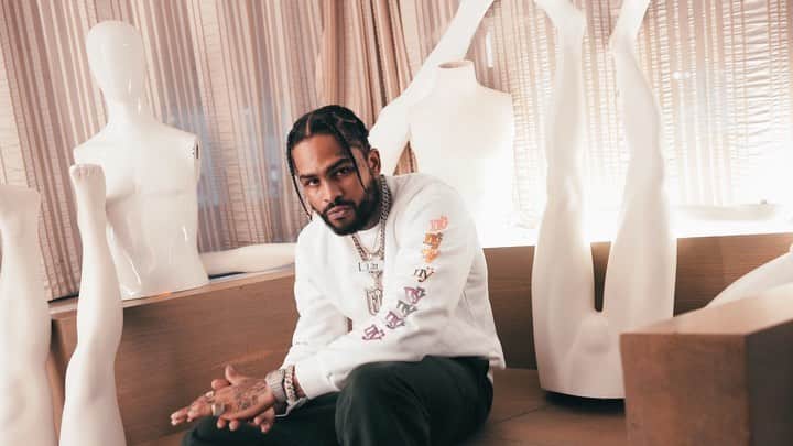 barneysnyofficialのインスタグラム：「@daveeast for Barneys New York x @gregyunanewyork. Available 10/28 exclusively at GregYuna.com」