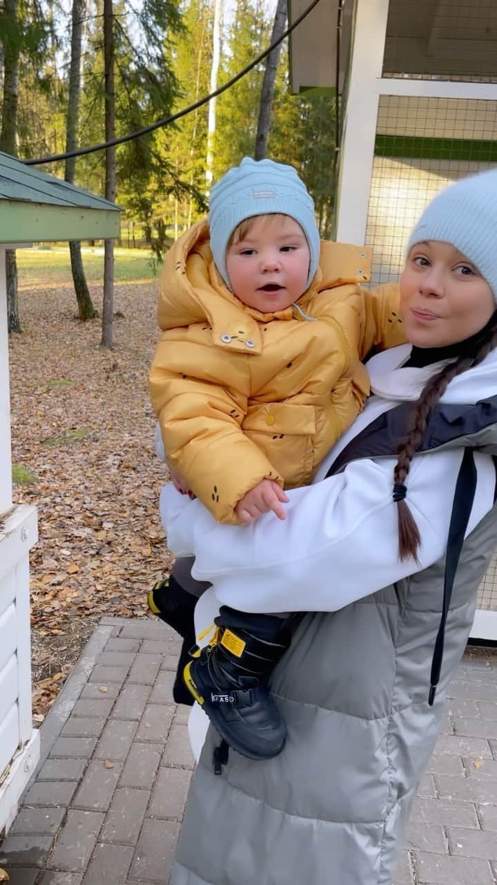 エレーナ・イリニフのインスタグラム：「Любовь ❤️」