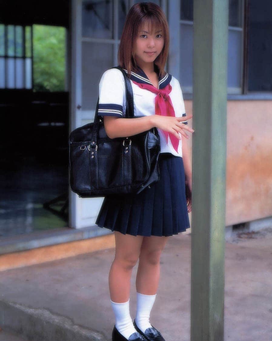 長瀬愛 にょにょ（グラドルやAV女優を応援する垢）さんのインスタグラム写真 - (にょにょ（グラドルやAV女優を応援する垢）Instagram)「#長瀬愛  ちゃん 10月26日のお誕生日おめでとう(・ω・)ノ🌴🎇🎆🎉🎂🎁🎉🎈 . . . #AiNagase」10月26日 11時14分 -  nyonyo_000