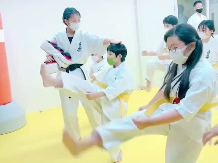 浜井美香のインスタグラム：「#kyokushin #karate #kyokushinwomen #martialarts #kick #education #japan #blackbelt #training #空手 #空手女子 #極真 #キッズ空手 #インストラクター #中野坂上 #四ツ谷  #西新宿五丁目 #代々木上原 #代々木八幡」