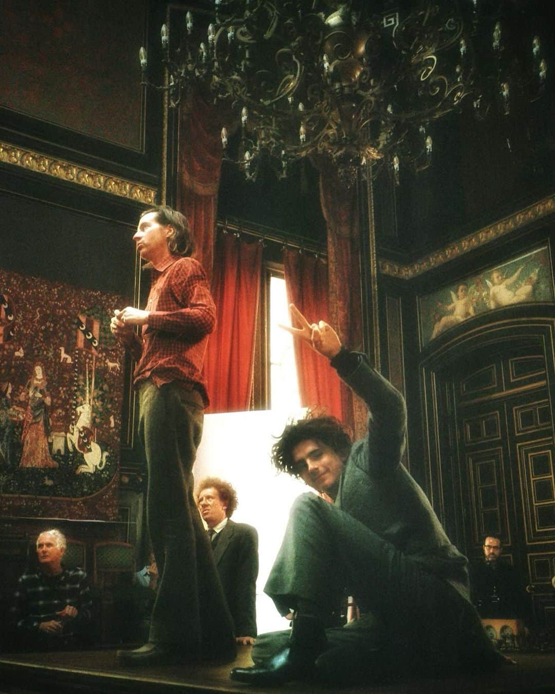 のインスタグラム：「With Wes on the set of TFD and Denis on the set of DUNE」