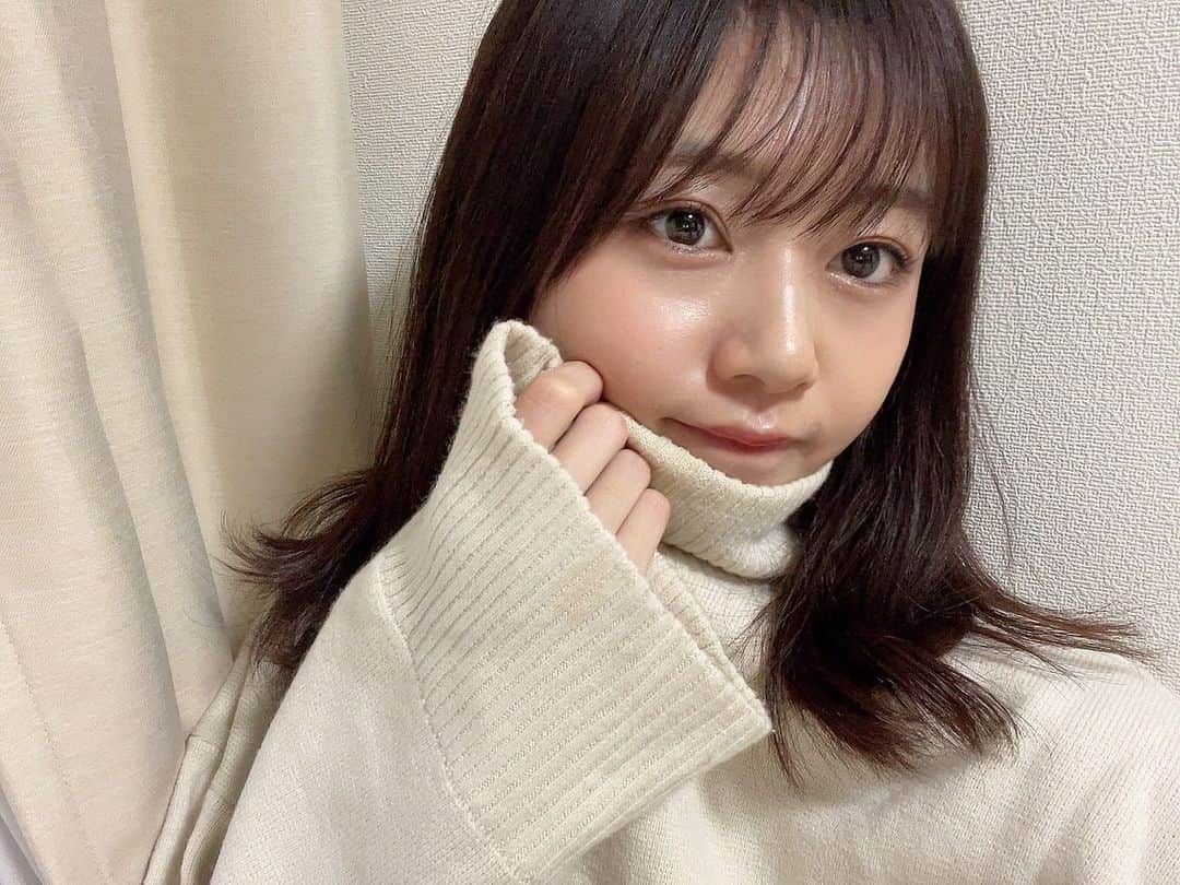 杉浦みずきのインスタグラム：「. ほっぺたぷに子のぷに具合が最高潮に達していますが、 ここで美容情報です💄✨  最近通っているまつ毛サロン♡ 私はパリジェンヌをやって頂いてます✨ これ、もうやってからもうすぐで2ヶ月くらいになるのに未だにしっかりあがってるの！ ビューラーとかも一切してない 最近友達にまつ毛サロン聞かれたらめっちゃおすすめしてる😂  とれてきたらまた絶対いくー！  まつ毛はばっちりなのであとは痩せるだけね😊  @rounge_nail_tokyo  #パリジェンヌ #パリジェンヌラッシュリフト #まつ毛パーマ #まつ毛サロン」