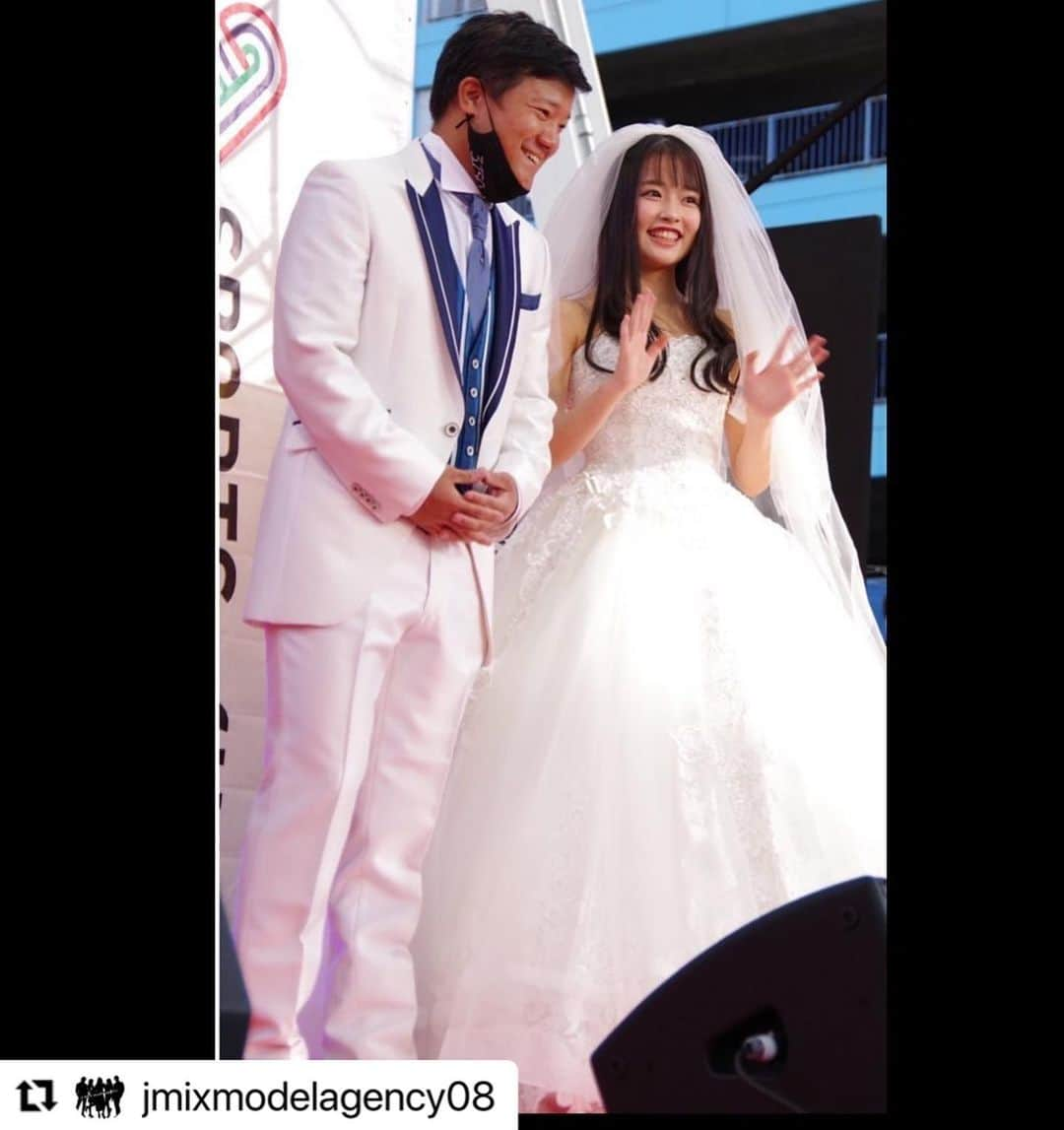 りりさんのインスタグラム写真 - (りりInstagram)「#Repost @jmixmodelagency08 with @make_repost ・・・ 🎥👗 スポーツオブハート2021  #ノーマライズファッションショー   HANADA wedding collection @hanada.social @sportsofheart_2021   リハーサルの1シーン  亀田大毅さんとりりのペア  今年は大分&東京　 2都市同時ライブ配信！  2021年10月23日（土） 16時30分スタート予定 #亀田大毅さん  #祝祭の広場 #JR大分駅前 スポーツオブハート 公式 https://s-heart.org/  #sportsofheart #スポーツオブハート  #芸能人 #著名人 #健常者 #障害者 #分け隔てなく　 #oita #tokyo #hanada #wedding #bridal #weddingmodel #kitakyusyu #fukuoka #jmixmodelagency  #oita #tokyo #model #f4f #love #cheersup  ※写真掲載許可済」10月26日 19時31分 - riiiiiriiii0308