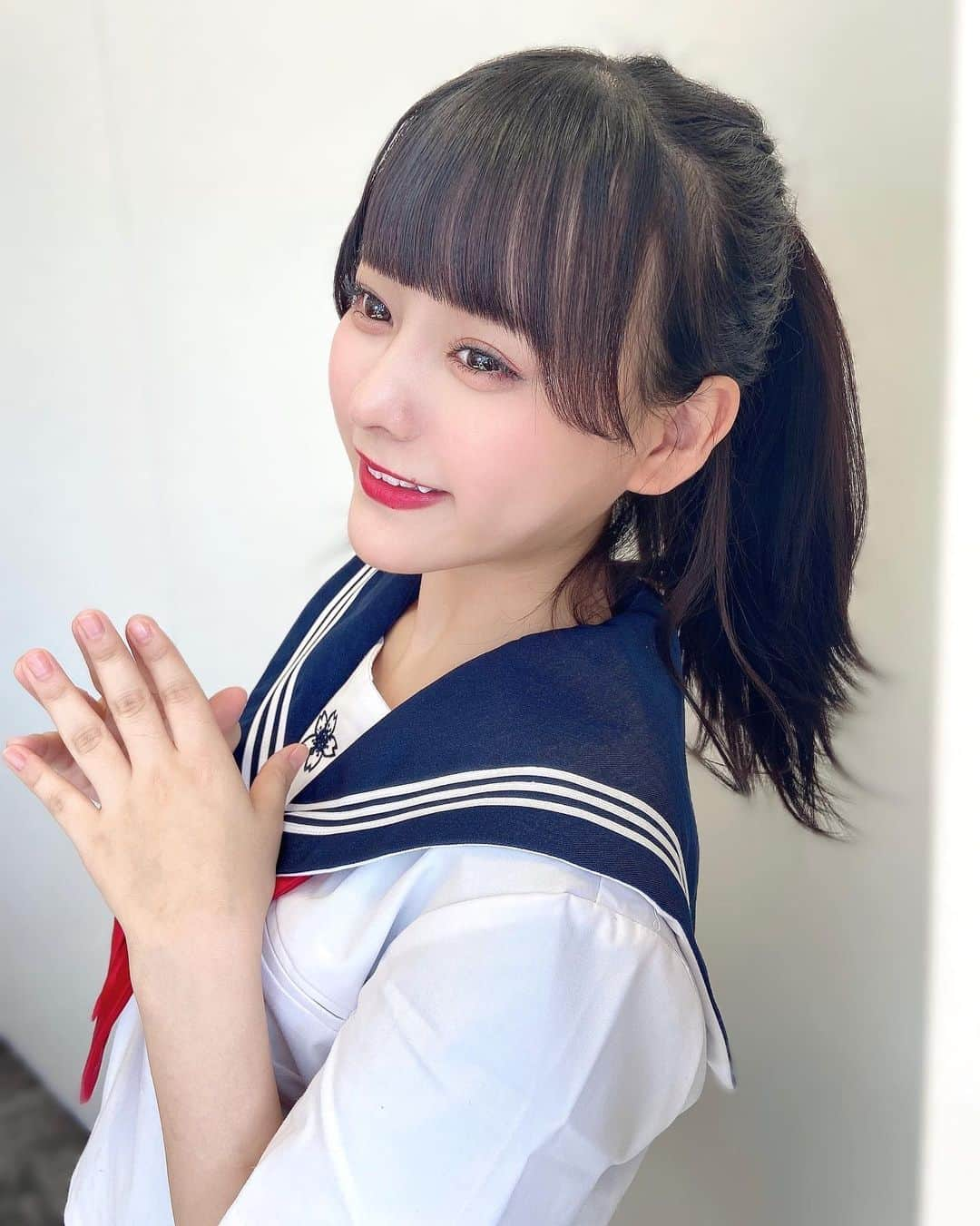 齊藤なぎささんのインスタグラム写真 - (齊藤なぎさInstagram)「💍💼 ⁡ ⁡ ⁡ ⁡ ラストJK ということでセーラー服を着てみたよ〜✨ ⁡ ⁡ もう高校生もおわりだなあって思うと寂しい🥲 ⁡ ロングなぎとボブなぎとポニテなぎ、どれが推しですか……？☺️ ⁡ ⁡ ⁡ #セーラー服 #制服 #LJK #JK #イコラブ #齊藤なぎさ #なーたん #届いてなーたん」10月26日 20時06分 - saitou_nagisa