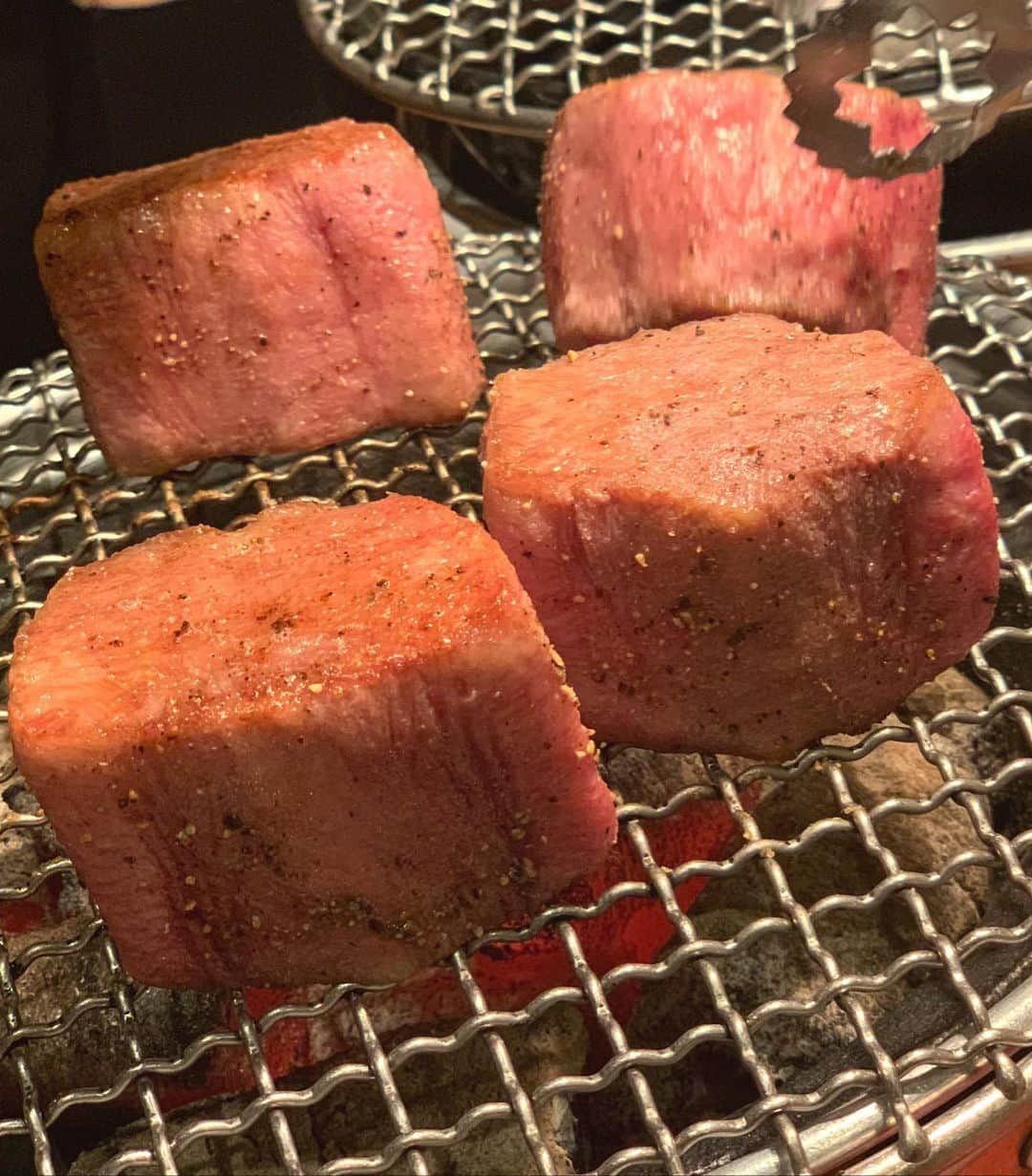 ほねつきかるべさんのインスタグラム写真 - (ほねつきかるべInstagram)「【焼肉しみず】さん  厚切りタン！  #不動前グルメ#東京グルメ #焼肉#焼肉部 #厚切り牛タン  #焼肉しみず」10月26日 20時55分 - honetsukikarube