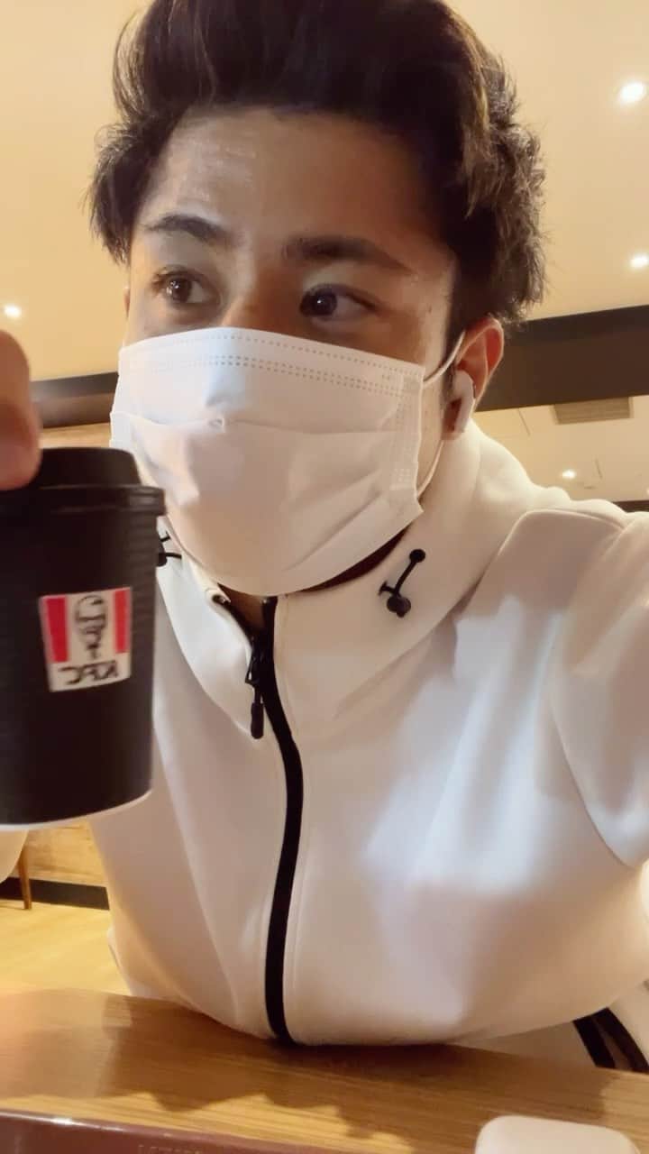 のインスタグラム：「また一段とホットコーヒーにハマる季節☕️  #cafe #coffee」