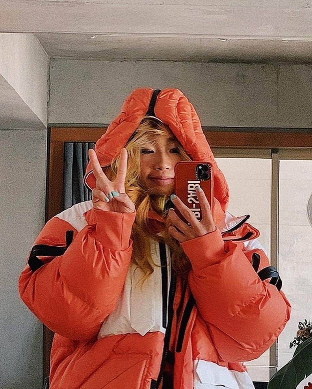 野中生萌さんのインスタグラム写真 - (野中生萌Instagram)「Swipe left to see the new items I got from @stellamccartney @adidastokyo 🧡」10月26日 21時24分 - nonaka_miho