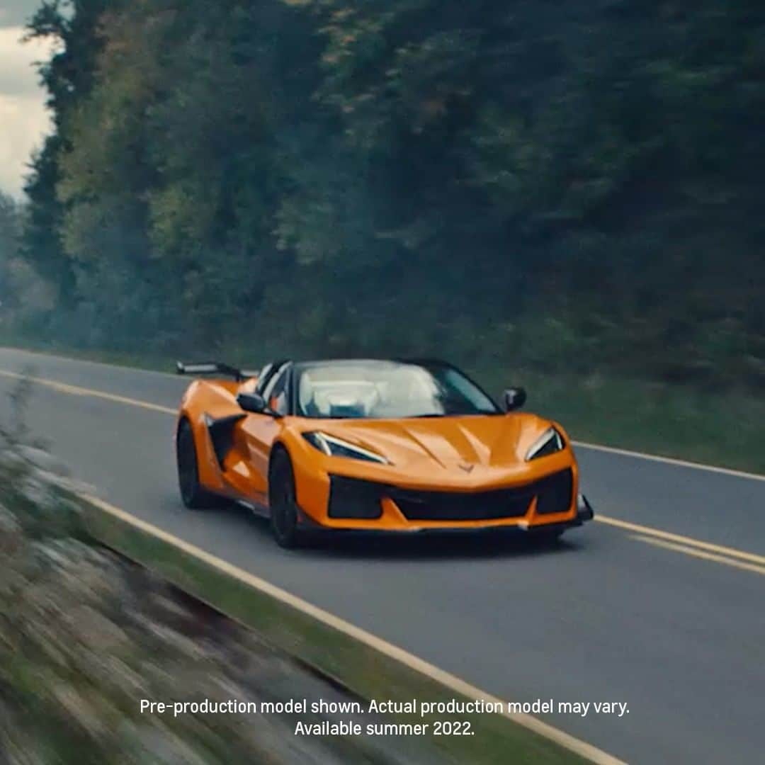 Corvetteのインスタグラム：「The street will never be the same. Link in bio for Putting the World on Notice, the cinematic reveal of the All-New #Corvette #Z06. Featuring @dbook and @ms.emelia.」