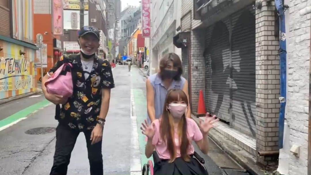 麻生真里のグルメインスタ