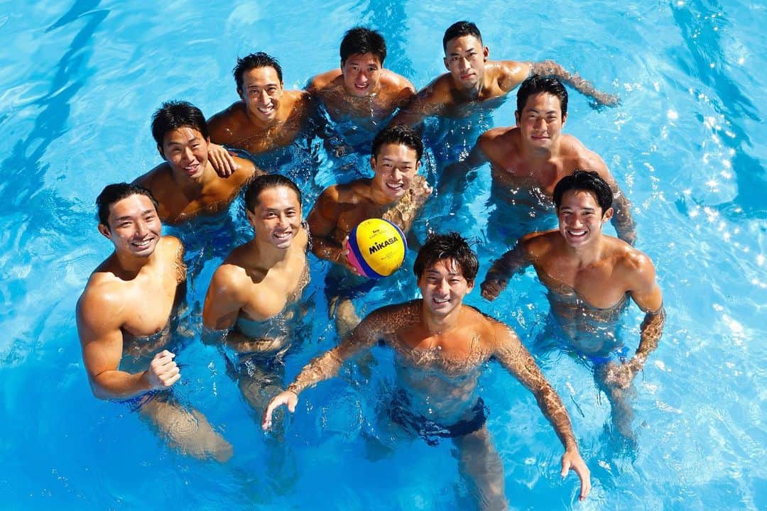 荒井陸のインスタグラム：「☑︎ このメンバーで水球できるのもあと少し！ 無観客での開催ですが、応援して頂けると嬉しいです。 YouTubeで配信があります。水球最高！  #日本選手権まであと2日」