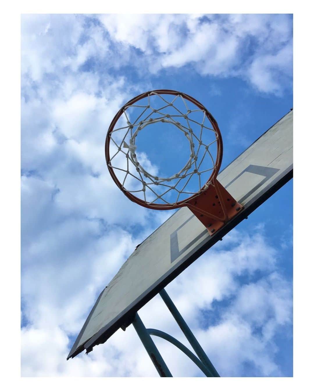 伴都美子さんのインスタグラム写真 - (伴都美子Instagram)「✔️ ⁡ 久しぶりのバスケ。 疲れた😂  #🏀」10月27日 16時34分 - van._doasinfinity