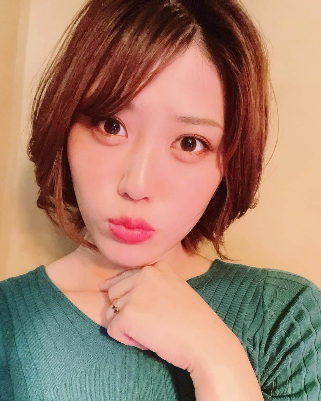 北内みさとさんのインスタグラム写真 - (北内みさとInstagram)「今日はいつもょり 濃いメイク💄  久しぶりの #セルフネイル 💅💖  ノイン様からいただきました💓 可愛い😍😍😍❤️  #sopo #jclacc #snsコンテスト #コンビニコスメ #化粧品検定 #コスメ #コスメコンシェルジュ #美容好きな人と繋がりたい #ネイル #物品提供 #nail #cosmetics #beauty #化粧品 #dior #diormakeup #口紅 #ルージュディオールフォーエヴァーリキッド （626💄✨）#グロス #リップ #コスメ好きさんと繋がりたい #コスメマニア #美容 #japanesegirl #girl #メイク #makeup #followme @yuuna_make_up」10月27日 18時05分 - unyn1992