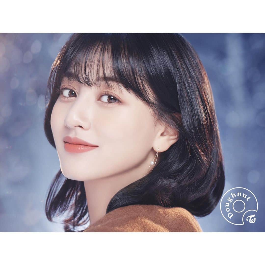 のインスタグラム：「TWICE JAPAN 9th SINGLE『Doughnut』 2021.12.15 Release  JIHYO  #TWICE #Doughnut #JIHYO」