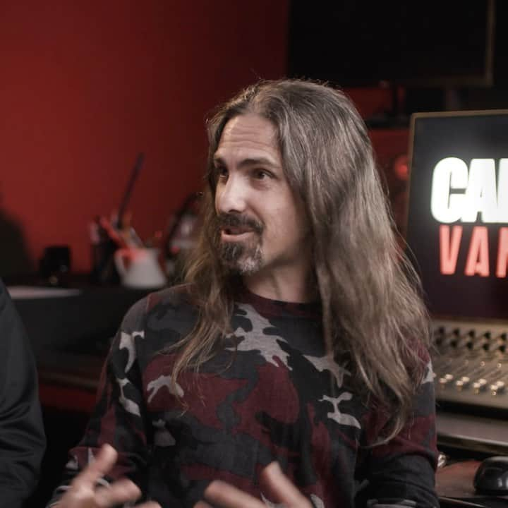 スレッジハンマー・ゲームズのインスタグラム：「It's been an honor to work with legendary composer @bearmccreary on the score for Call of Duty: #Vanguard. Here's a look behind the scenes showing how it came together 👀」