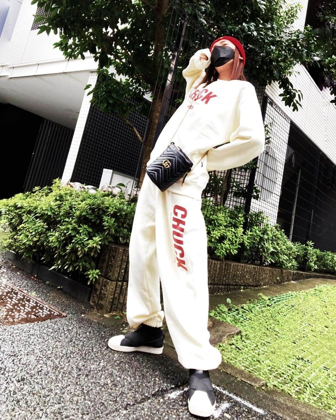 ゆしんさんのインスタグラム写真 - (ゆしんInstagram)「． 🧸❤️🧸 朝から動きやすい格好。笑 セットアップがちょーかわいい。 ほなみんなも適度に頑張ろうーね✌️ @chuckjapan #chuck #チャック」10月28日 10時47分 - yushin0725