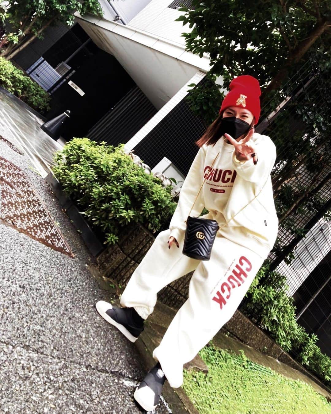 ゆしんさんのインスタグラム写真 - (ゆしんInstagram)「． 🧸❤️🧸 朝から動きやすい格好。笑 セットアップがちょーかわいい。 ほなみんなも適度に頑張ろうーね✌️ @chuckjapan #chuck #チャック」10月28日 10時47分 - yushin0725