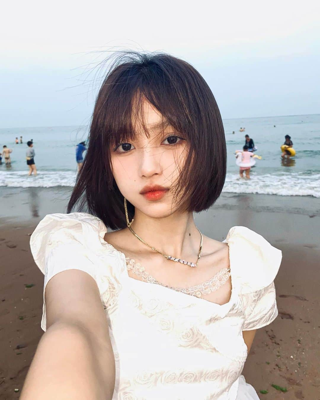 Shikaさんのインスタグラム写真 - (ShikaInstagram)「Model: @wanghan200102 🇨🇳  #girl #kawaii #shorthair #longhair #chinese #kawaiigirl #ulzzang #ulzzanggirl #ulzzangstyle」10月28日 11時06分 - shika.kamisaka