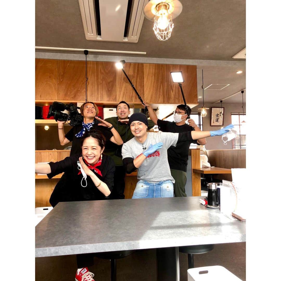 村上めぐみのインスタグラム：「. 明日の#てれビタ　📺⭐️ 先日ロケに行った🔍 #イケ麺診断　のOAです!‼︎ . 今回は 濃厚イケ麺🍜&炙り系イケ麺🍜…❤️ . 今回も素晴らしい映像と 神がかった編集で超絶😍 腹ペコ胸高鳴るVTRになっているようです‼︎ 是非ご覧下さい♪ . #感謝　 . #熊本　#kumamto #ラーメン　 #宗運　#ひばり商店　 #イケメン　#イケ麺　 #kkt」