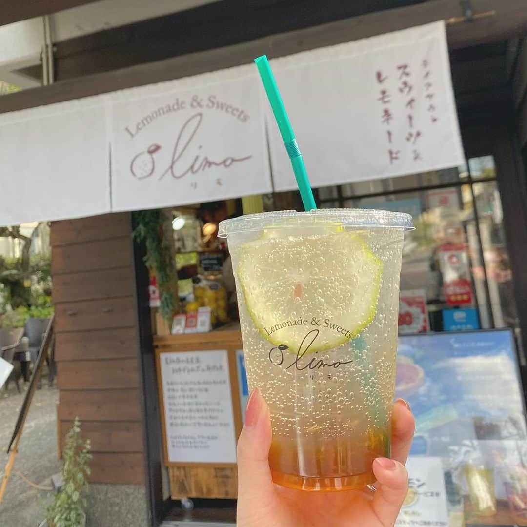 Moeka Takamatsuさんのインスタグラム写真 - (Moeka TakamatsuInstagram)「🍹🍋 . . . . #湯布院グルメ#食べ歩き#レモネード#湯布院#ゆふいん#湯の坪街道#カフェ巡り#大分カフェ#大分グルメ#大分カフェ巡り#大分観光#カフェスタグラム#写真#カフェ好きな人と繋がりたい #카페#카페투어#카페스타그램#인스타푸드#점심#팔로우환영 #yufuin#date#cafe#lunch#style#photo#followme#instagood#instafood#like4like」10月28日 17時26分 - moka_222