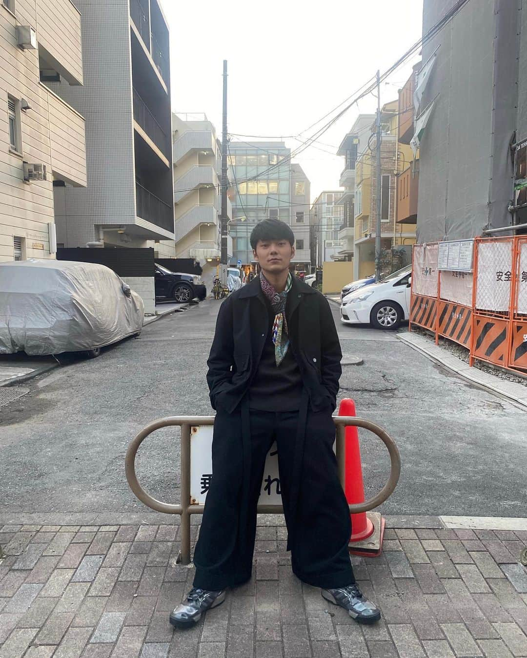 牧亮佑さんのインスタグラム写真 - (牧亮佑Instagram)「もう少し 自分も友達も仲間も家族も街も季節も時代も写真に収めていこうかと。  その第一歩として自分と街を収めた。 季節も  #俺はナルシスト#ポエム部」10月28日 17時50分 - ryosuke_maki_