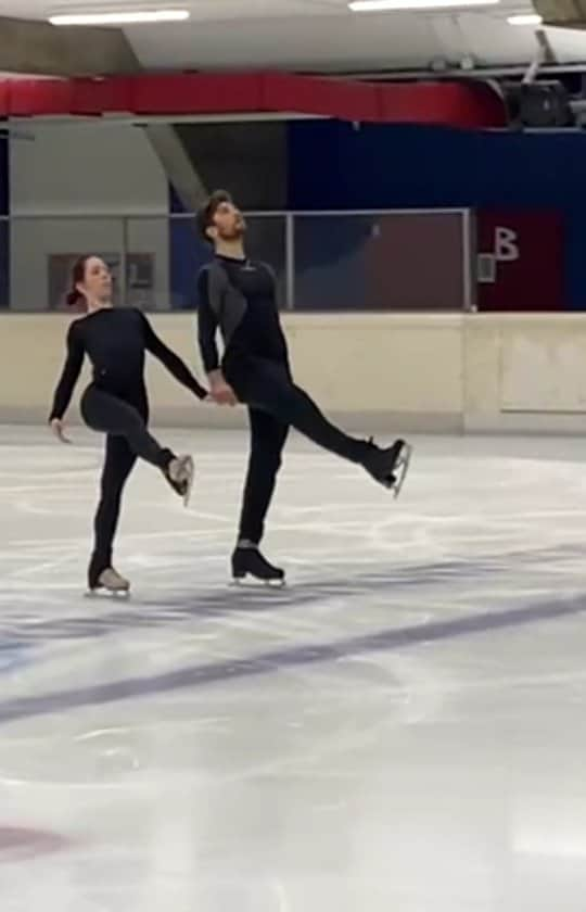 ニコーレ・デラ・モニカのインスタグラム：「They say: " Trust the process" 🥰 #dellamonicaguarise #figureskating #fiammeoromoena #fisg4passion #suzukiitalia #trusttheprocess」