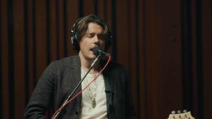 ジョン・メイヤーのインスタグラム：「“Last Train Home - Ballad Version” comes out Friday, and Friday is tomorrow.」